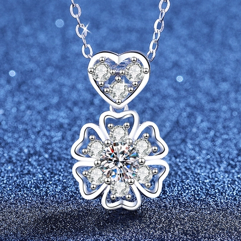 Collar con Colgante de Moissanita de Plata de Ley S925 Elegante Forma de Corazón y Copo de Nieve Cadena de Clavícula Joyería Regalo para Mujer