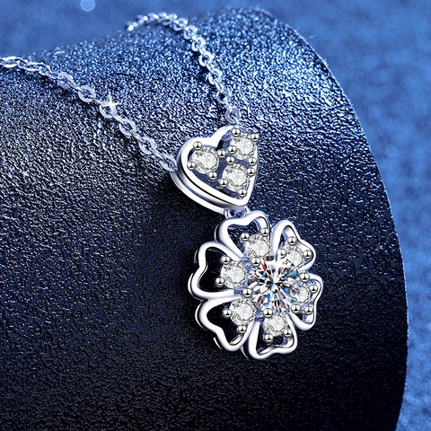 Collar con Colgante de Moissanita de Plata de Ley S925 Elegante Forma de Corazón y Copo de Nieve Cadena de Clavícula Joyería Regalo para Mujer