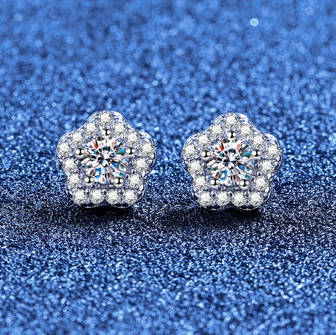 925 Sterlingsilber Moissanit Ohrstecker Für Damen Blumen Pflaumenblüte Design Funkelnde Eingelegte Schmuck Mit GRA Zertifikat