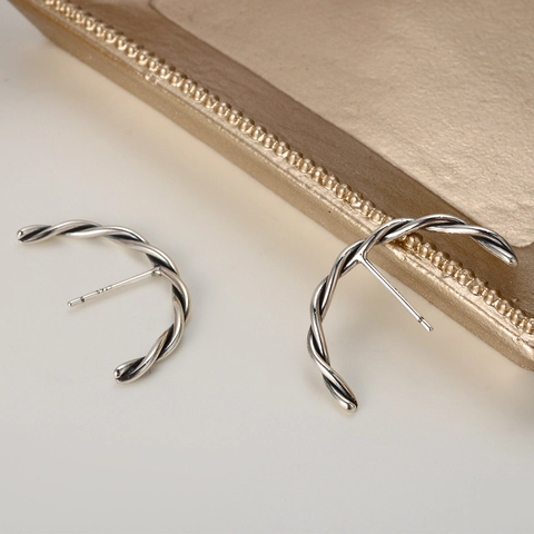 Pendientes de Botón de Plata de Ley 925 con Líneas Entrelazadas Vintage Hechos a Mano de Plata Tailandesa para Mujer