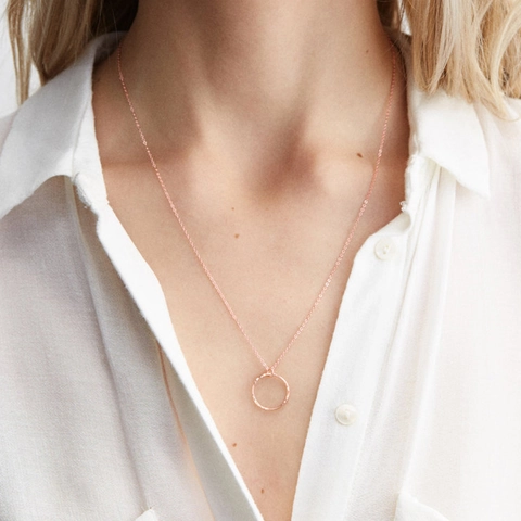 Minimalist Stainless Steel Hammered Moon Pendant Necklace For Women Rose Gold Silver Gold Geometric Choker Jewelry Gift