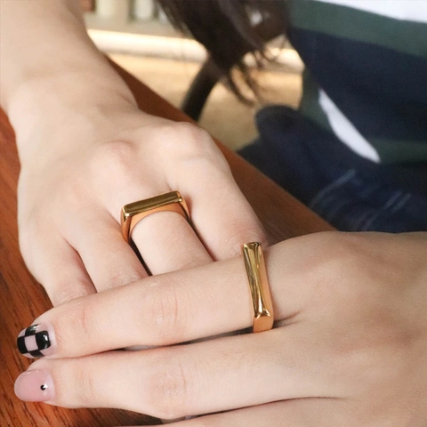 Minimalist 316L Stainless Steel Geometric Signet Ring PVD 18K Gold Plated High Polished Punk Hip Hop Band Ring For Men Women