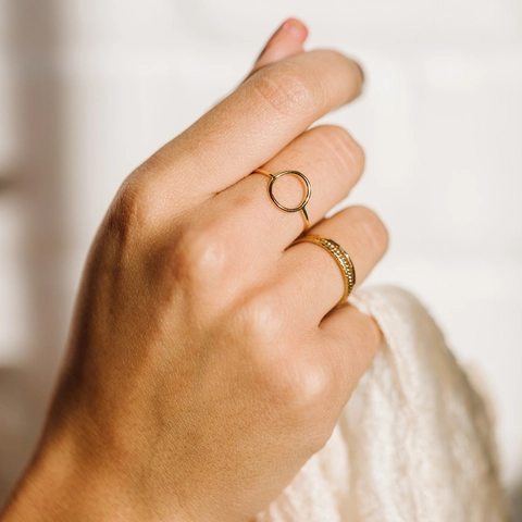 Anillo Redondo Geométrico Hueco de Acero Inoxidable Minimalista para Mujer Joyas Apilables Tono Oro Plata Regalo Moda