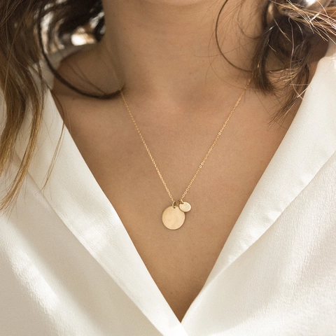 Collar con Colgante de Etiqueta Redonda Doble de Acero Inoxidable Minimalista para Mujer Cadena de Eslabones de Disco Dorado Plata