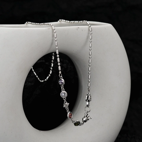 Collana Fantasma in Argento Sterling S925 Con Pendente a Cuore e Teschio in Zirconia Colorata Retro Argento Tailandese