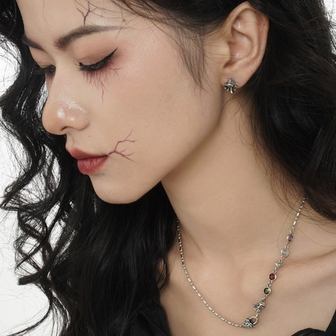 Collana Fantasma in Argento Sterling S925 Con Pendente a Cuore e Teschio in Zirconia Colorata Retro Argento Tailandese