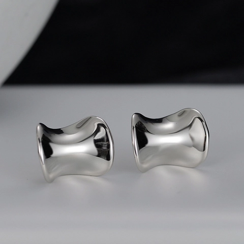 Pendientes de Botón de Plata de Ley 925 para Mujer Geométricos Irregulares Superficie Pulido Espejo Estilo Metal Líquido Joyería