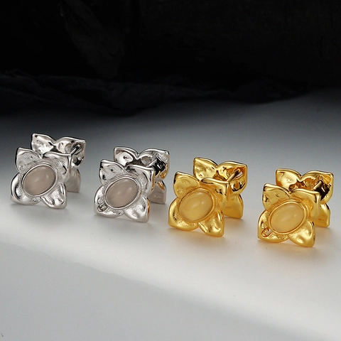 Pendientes Huggie de Plata de Ley S925 Con Trébol de Ágata para Mujer Hebilla de Oreja de Flor Irregular Joyería Fina Exquisita