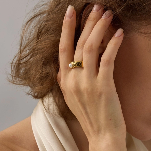 Anello Aperto Vintage in Acciaio Inossidabile Trama di Lava per Donna Placcato Oro Perla Artificiale Regolabile Gioielli alla Moda