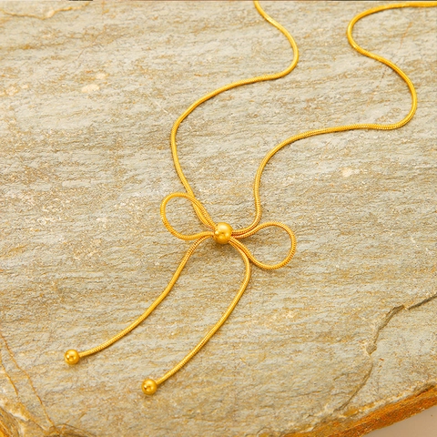 Elegante Collana Vintage in Acciaio Inossidabile con Fiocco per Donna Catena a Serpente Placcata Oro Stile Francese Gioielli