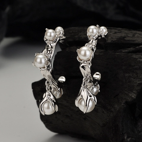 Orecchini a Bottone in Argento Sterling S925 con Fiore e Perla Artificiale per Donna Gioielli Orecchini a Forma di C Minimalisti Coreani