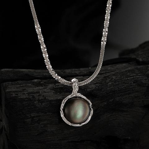 S925 Sterling Silver Round Iridescent Shell Pendant Necklace For Women Vintage Minimalist Twist Border Jewelry Chain Gift