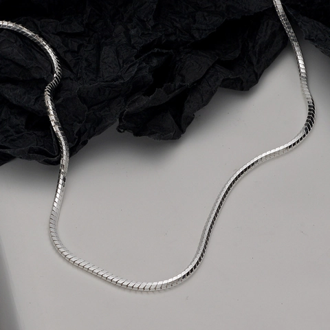 Collar de Cadena de Hueso de Serpiente Octogonal de Plata de Ley S925 para Mujer Joyería Moderna Pulida Espejo