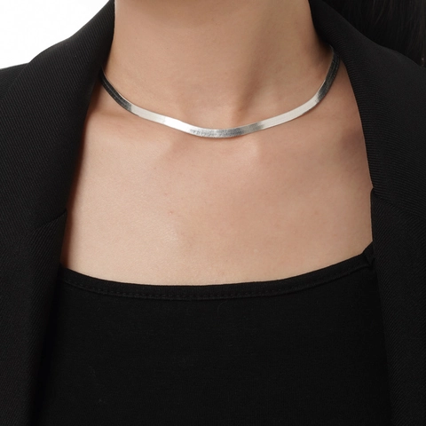 Collar Minimalista de Plata de Ley 925 con Cadena de Espiga y Hojas para Mujer Joyería de Cadena de Serpiente de Metal Líquido