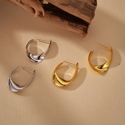Orecchini a Bottone in Argento Sterling 925 con Arco Intrecciato per Donna Gioielli di Moda dal Design Geometrico
