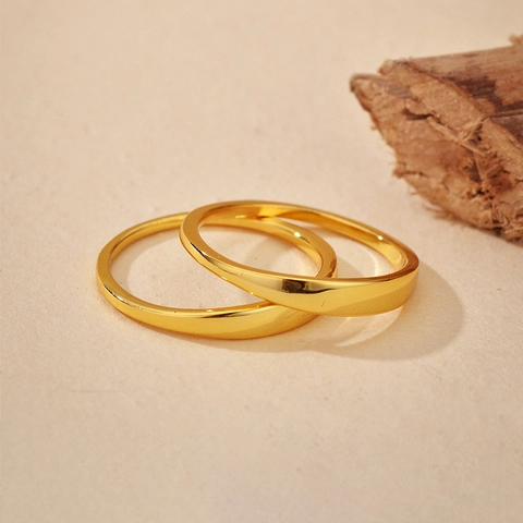Anello Minimalista in Argento Sterling 925 Placcato Oro 18K Fascia Lucida Anello Semplice Gioielli di Alta Classe per Donna Regalo