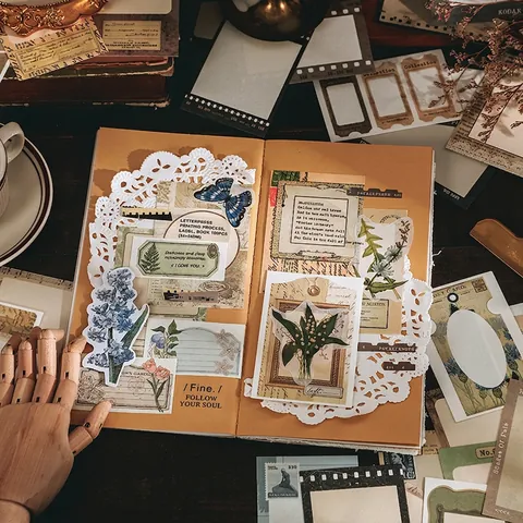 50 Pieces Vintage Botanical Scrapbooking Deco Paper Pack Retro Floral Butterfly Frame Material For Junk Journal DIY Crafts