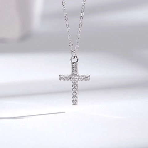 S925 Sterling Silver Cross Pendant Necklace For Women Elegant Zirconia Inlaid Clasp Chain Fashion Jewelry Gift Accessory
