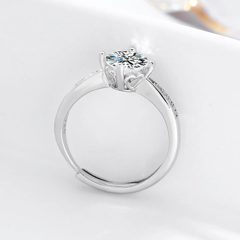Luxury 925 Sterling Silver Zirconia Ring Six-Prong Snowflake Setting Elegant Twisted Band Adjustable Open Ring Women Jewelry