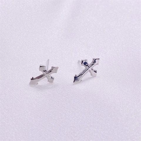 925 Sterling Silver Cross Stud Earrings Gothic Retro Minimalist Unisex Jewelry Electroplated Fashion Ear Studs Gift