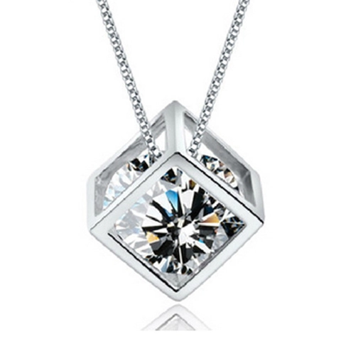 Collier Pendentif Cube Creux en Argent Sterling S925 pour Femmes Mode Bijoux Cadeau de Chaîne de Clavicule en Strass Géométrique