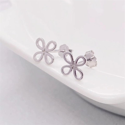 S925 Sterlingsilber Hohle Blumen Ohrstecker Für Damen Einfache Elegante Blütenblatt Ohrringe Mode Schmuck Geschenk