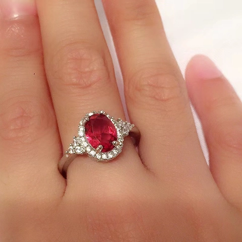 Anello in Argento Sterling 925 con Zirconia Rossa per Donna Vintage Ovale Intarsiato con Strass Bianchi Halo Anello Aperto Gioielli