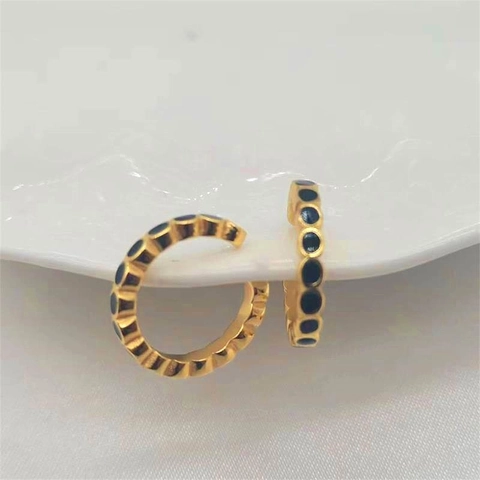 Orecchino a Clip in Argento Sterling S925 Placcato Oro Smalto Nero a Forma di C Senza Buco Clip Orecchio Geometrica Uomo Donna