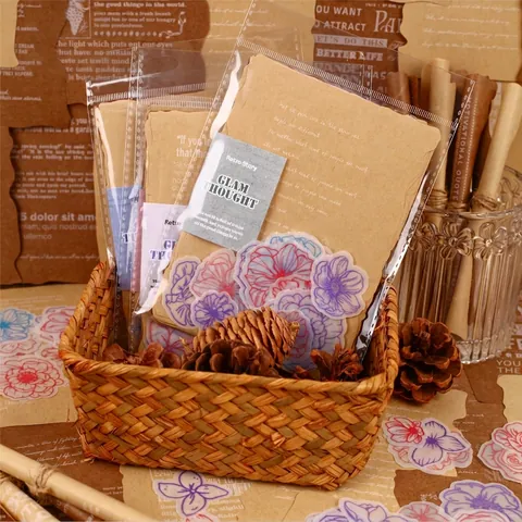 Confezione Materiali per Scrapbooking Retro Story Orecchini Adesivi Floreali Vintage 44 Fogli Carta Kraft Lucida per Journaling DIY Collage