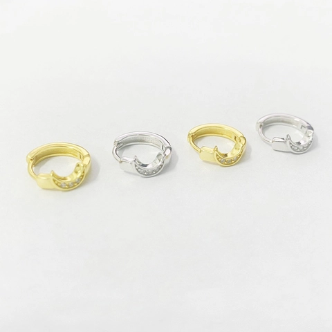 925 Sterling Silver Moon Hoop Earrings For Women Minimalist Zirconia Inlaid Crescent Huggie Earrings Fashion Jewelry Gift