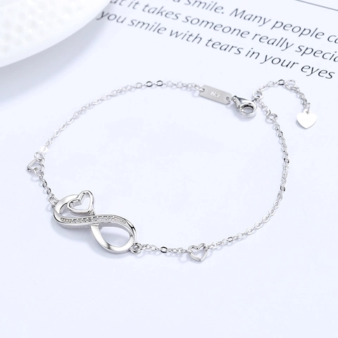 Bracciale Infinito Cuore in Argento Sterling 925 per Donna Elegante Zirconia Intarsiato Catena Regolabile Gioielli di Moda