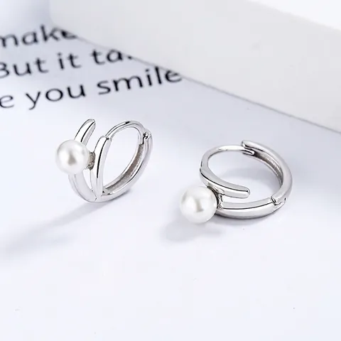 Orecchini a Cerchio in Argento Sterling S925 per Donna Eleganti Orecchini a Cerchio Huggie con Perla Artificiale e Zirconia