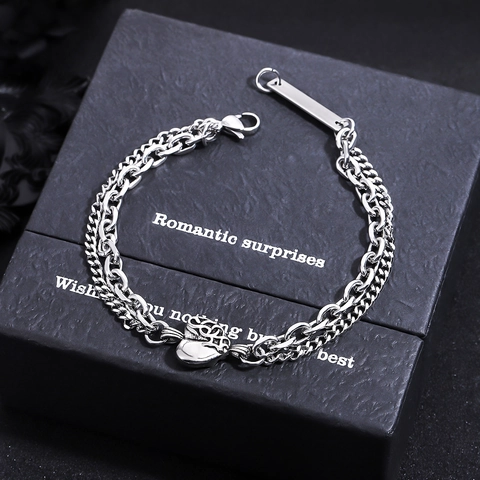 Bracelet Chaîne Double Couche en Acier Titane Vintage pour Femmes Hommes Pendentif Cœur Creux Étiquette Géométrique Argent