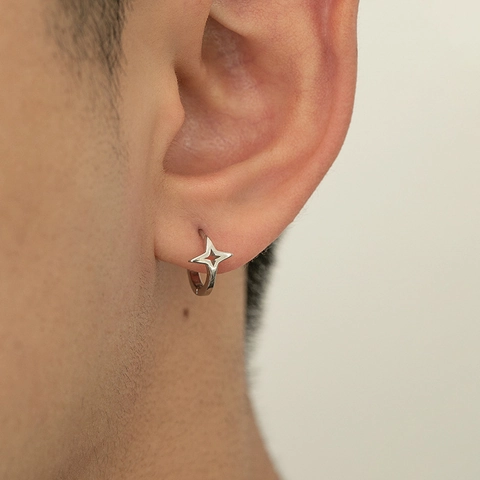 Unisex Alloy Silver Star Hoop Earrings Minimalist Personalized Four-pointed Star Huggie Earrings Fashion Jewelry Accessories Gift