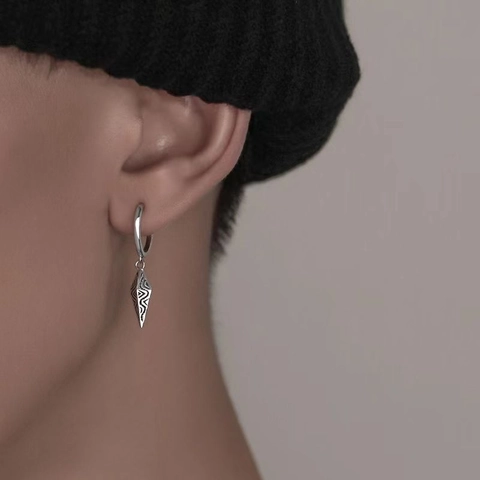Retro Titanium Staal Creolen Voor Heren Geometrische Kegelhanger Oorbel Met Vintage Textuur Zilveren Hip Hop Sieraden