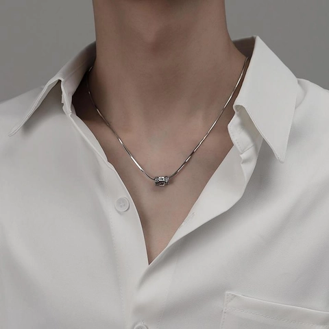 Retro Rotatable Six-Character Mantra Pendant Necklace For Men Stainless Steel Snake Bone Chain Minimalist Religious Jewelry Gift