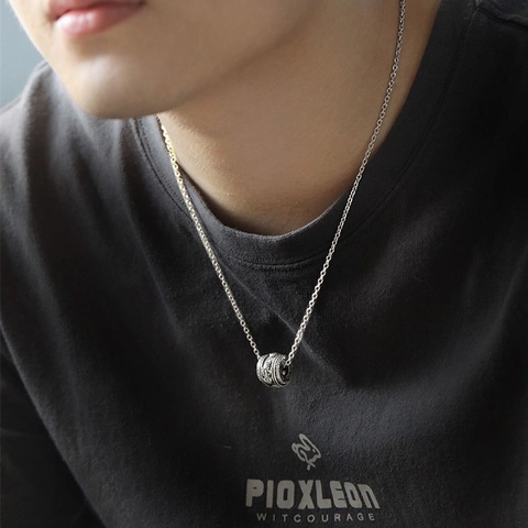 Collier Pendentif Pi Xiu en Acier Titane Rétro pour Hommes Femmes Vintage Bête de Chance Alliage Style Ethnique Bijoux