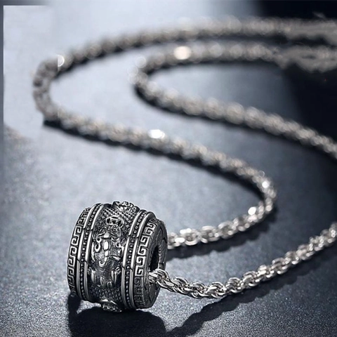 Collier Pendentif Pi Xiu en Acier Titane Rétro pour Hommes Femmes Vintage Bête de Chance Alliage Style Ethnique Bijoux