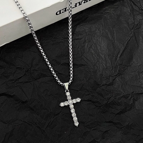 Hip Hop Stainless Steel Alloy Full Rhinestone Cross Pendant Necklace For Men Women Iced Out Silver Chain Jewelry Accessory