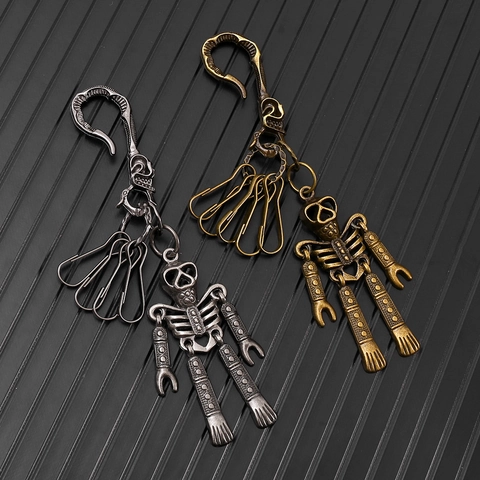 Vintage Zinc Alloy Skeleton Skull Keychain Gothic Punk Waist Accessory For Men Halloween Decorative Jewelry Key Ring