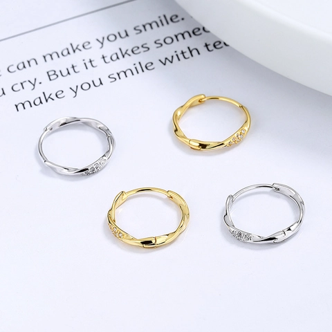 925 Sterling Silver Moebius Hoop Earrings Minimalist Twisted Inlaid Rhinestone Round Ear Buckle Fashion Jewelry For Women Gift