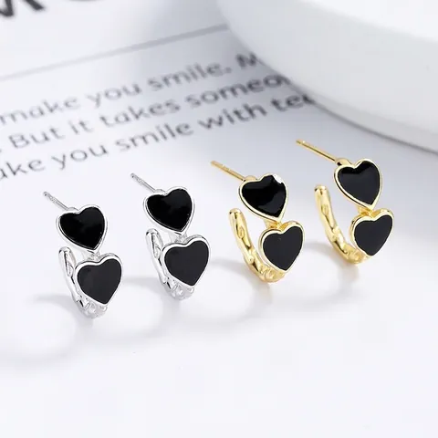 Orecchini a Bottone in Argento Sterling 925 con Cuore in Smalto Nero per Donna Minimalisti Doppi Cuori Forma a C Gioielli