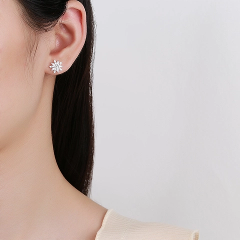 Elegant 925 Sterling Silver Snowflake Stud Earrings For Women Shiny Rhinestone Screw Back Ear Bone Studs Fashion Jewelry Gift