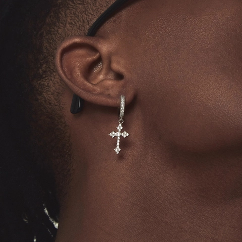 Boucles d'Oreilles Anneaux Croix Hip Hop Hommes Femmes Cuivre Zirconia Pavé Avec Tige en Acier Inoxydable Bijoux