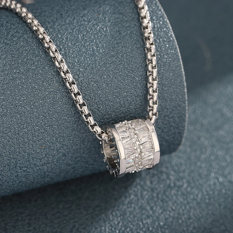 Stainless Steel Cylinder Pendant Necklace Rhinestone Inlaid Roman Numeral Design Box Chain Fashion Jewelry For Men Women