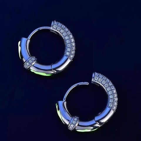 Hip Hop Luminous Lightning Huggie Hoop Earrings For Men Women Copper Pave Rhinestone Glow In The Dark Ear Jewelry Accessory