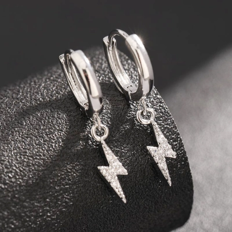 Orecchini a Cerchio Hip Hop a Forma di Fulmine in Rame con Zirconia Intarsiata Unisex Orecchini a Pendente per Feste