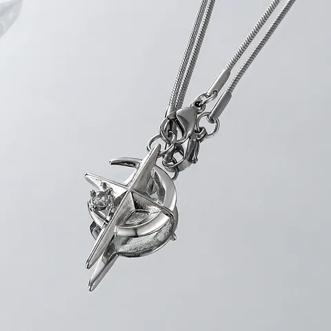 Collana con Pendente a Croce Stella Luna in Acciaio al Titanio con Pendente in Lega Strass e Catena a Serpente Unisex