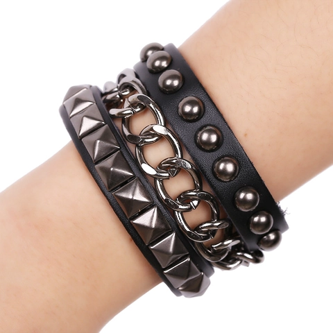 Bracciale in Pelle Punk Rock da Uomo Multistrato Con Borchie e Catena Braccialetto Fatto a Mano Gioielli Gothic Regalo per Uomo