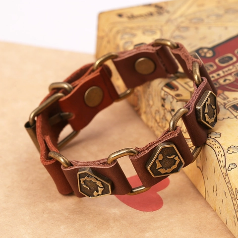 Bracciale in Pelle Punk Vintage da Uomo Regolabile in Pelle Bovina Bronzo Lega Scorpione Geometrico Fascino Gioielli